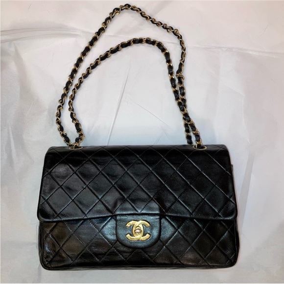 Chanel Vintage Classic Double Flap Lambskin Leather Shoulder Bag - Picture 2 of 16